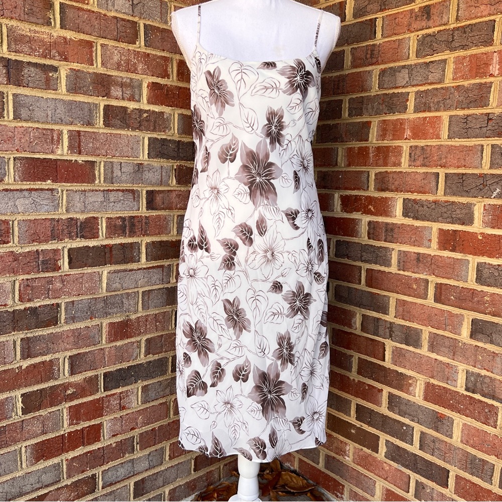 🐦‍🔥2 for $20🐦‍🔥 Y2K brown and white floral print fairycore spaghetti strap dress